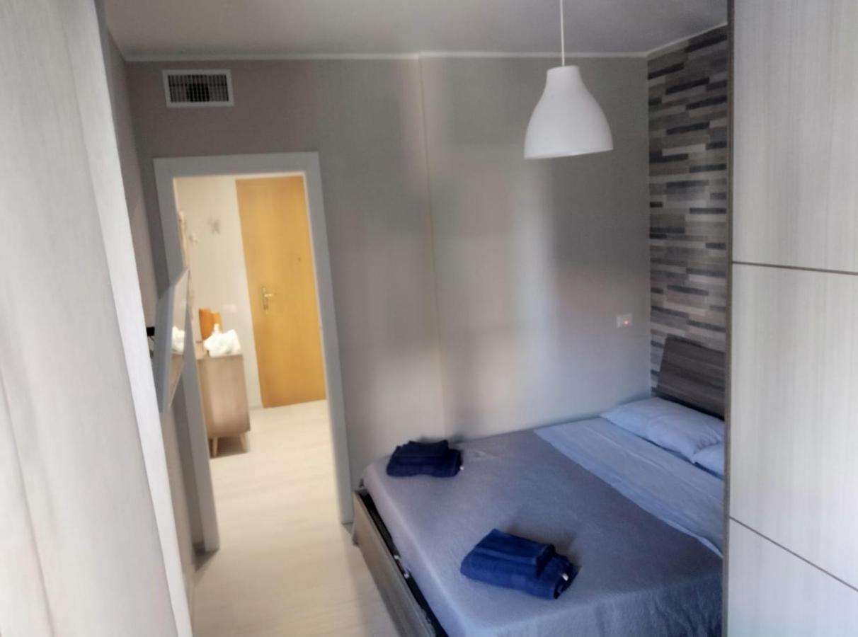 Ad Un Passo Dal Mare Apartment Porto SantʼElpidio Exterior foto
