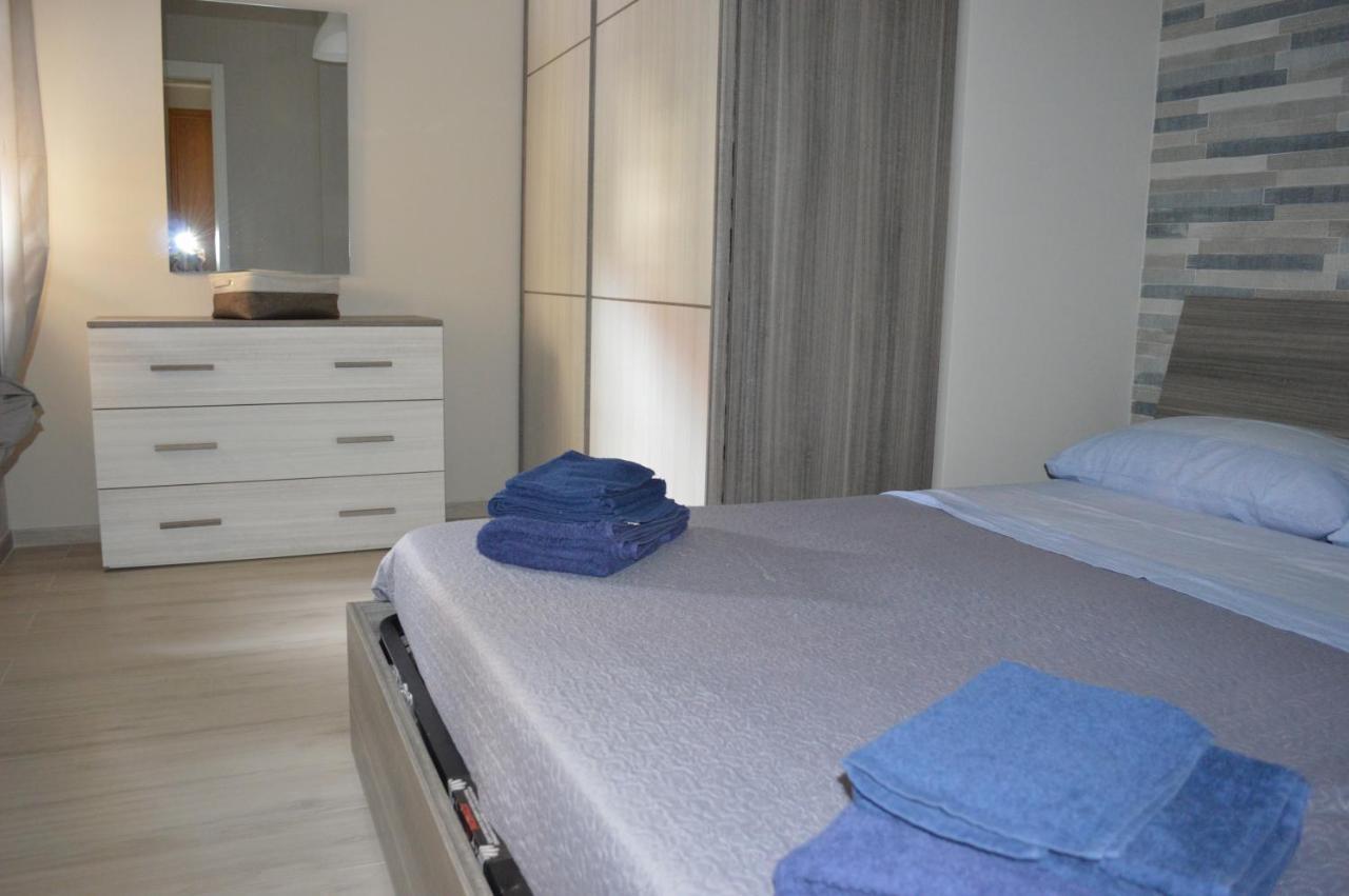 Ad Un Passo Dal Mare Apartment Porto SantʼElpidio Exterior foto