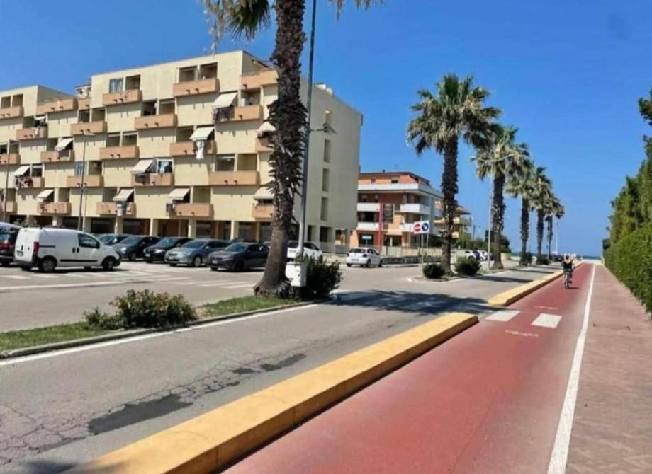 Ad Un Passo Dal Mare Apartment Porto SantʼElpidio Exterior foto